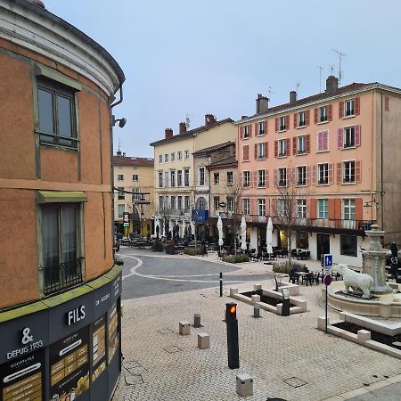 Coeur De Ville Bourgoin-Jallieu Exteriör bild